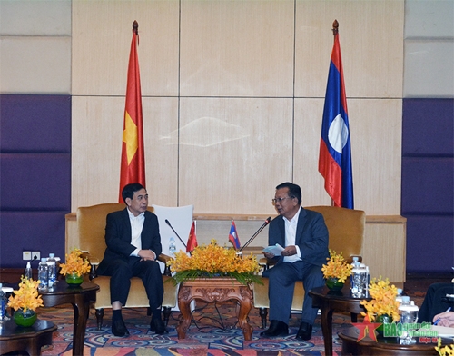 Bộ trưởng Phan Văn Giang gặp song phương Bộ trưởng Bộ Quốc phòng Lào, Nhật Bản và Campuchia 